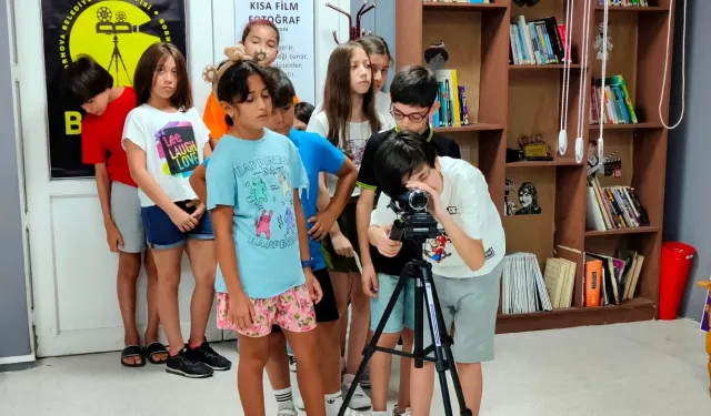 Bornova’da küçük sinemacılar yetişiyor: Ücretsiz film atölyesi miniklerle buluşuyor