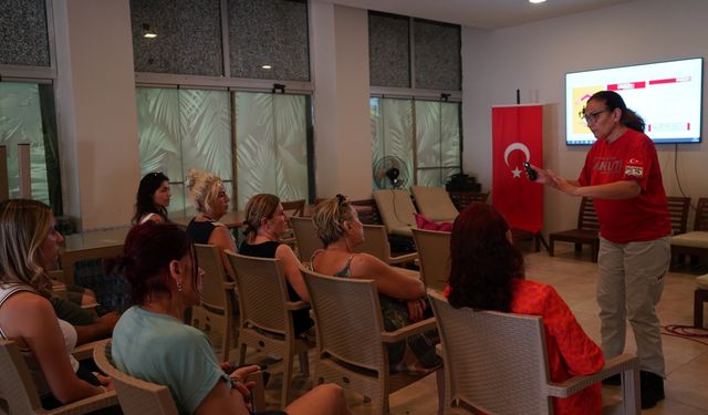 Çeşme’de afet seferberliği: Belediye ve AKUT’tan hayat kurtaran eğitim