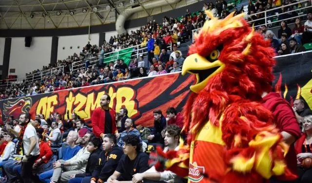 Göztepe’den parkelere iki takviye: Jordan Barnes ve Murat Can Esen kadroda