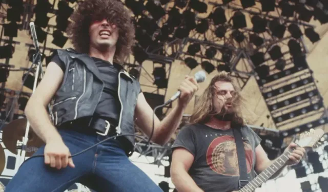 Iron Maiden'ın ilk sesi Paul Mario Day yaşamını yitirdi