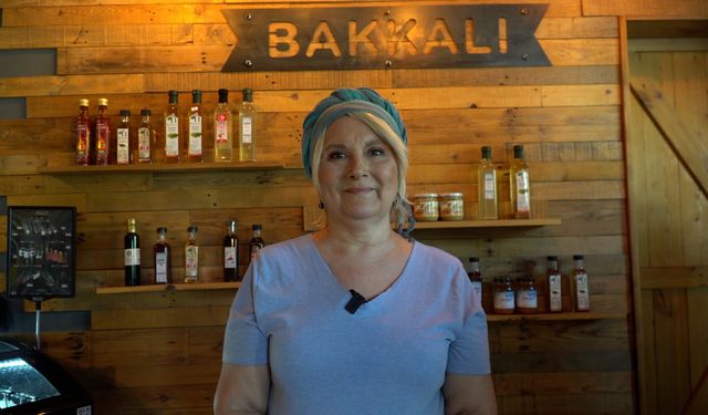 İzmir Efes Tarlası Bakkalı'nda kadın emeği sofralarla buluşuyor