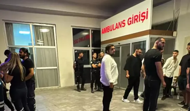 İzmir Çeşme'de gece kulübünde silahlı kavga: 7 kişi yaralandı, 2 gözaltı