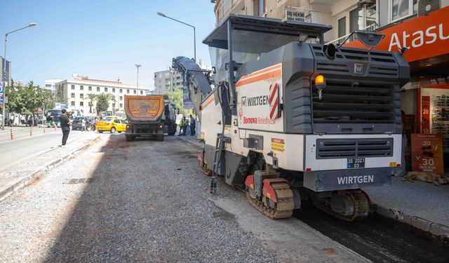 Bornova'da Mustafa Kemal Caddesi baştan sona yenileniyor: 50 yıllık altyapı tarih oluyor