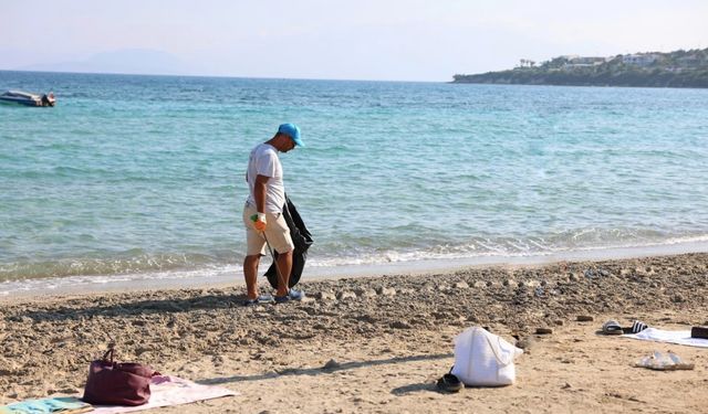Çeşme Belediyesi'nden 19 plajda kesintisiz temizlik hizmeti
