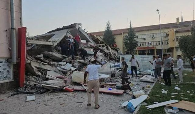 Depremde yıkılan binanın sahibi tutuklandı, müteahhit serbest