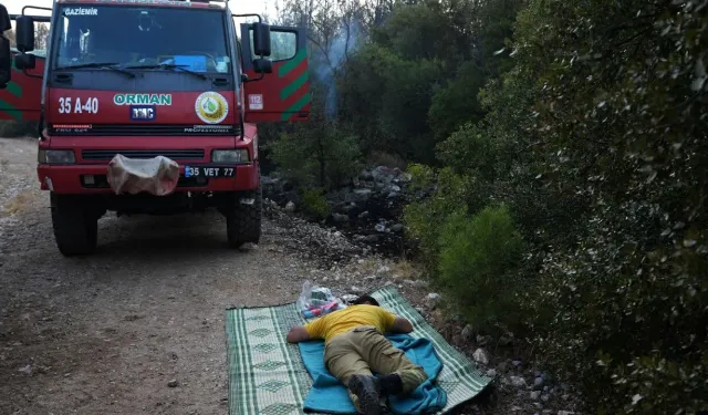 Buca’daki alevlerle sabaha kadar savaş: Mahalle halkı canını zor kurtardı