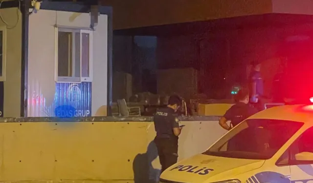 İzmir’de şüpheli ölüm: 60 yaşındaki işçi konteyner üzerinde ölü bulundu
