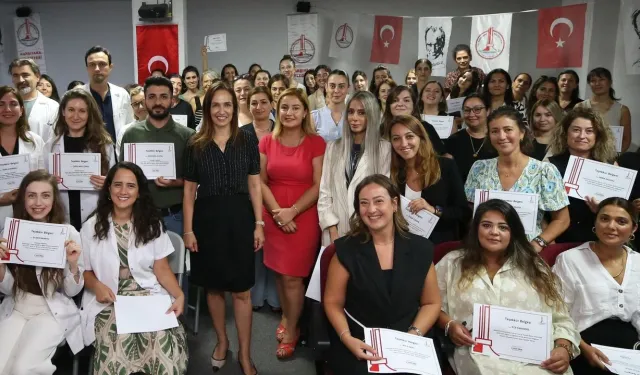 Karşıyaka’da gençlere eğitim desteği devam ediyor