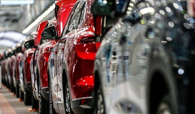 ÖTV zammı piyasayı ateşledi: Sıfırdan kaçan ikinci ele koştu, fiyatlar 250 bin TL'ye kadar fırladı!