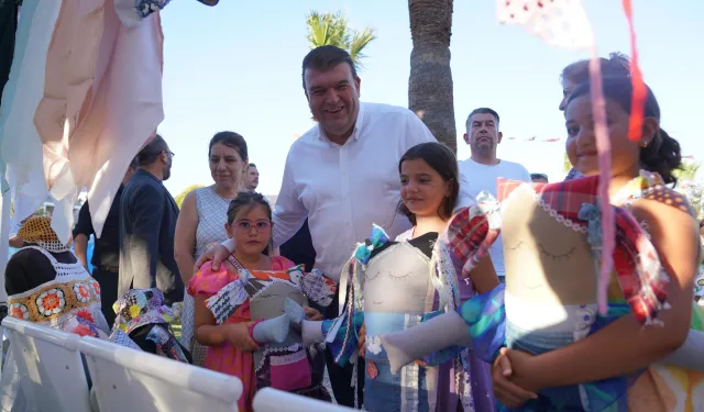 İzmir’de sanat günleri: 21-24 Ağustos 2025 Ürkmez Kültür ve Sanat Festivali başladı