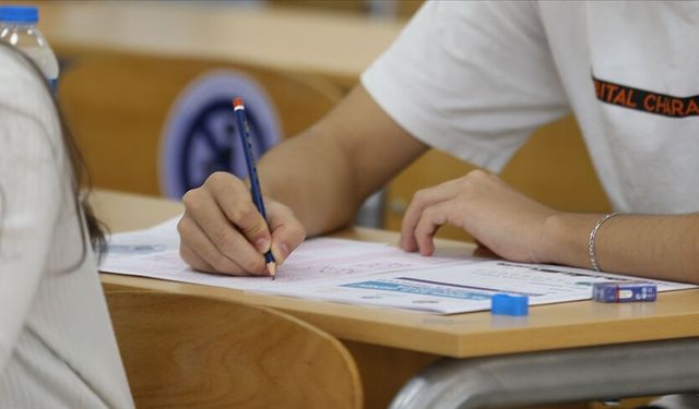 Milyonlarca gencin kader anı: YKS tercih sonuçları için nefesler tutuldu, gözler ÖSYM'de!