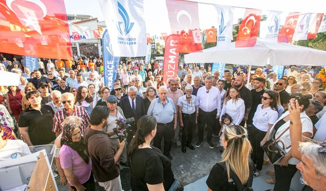 Güzelbahçe’nin kurtuluş gününde üçüncü Güzmar açıldı