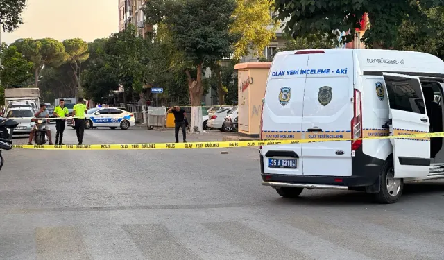 İzmir’de husumetli olduğu 3 kişiyi silahla vurdu