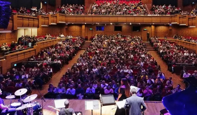 İzmir’de haftanın kültür sanat rehberi belli oldu: Tiyatrodan caza, operadan konserlere dolu takvim