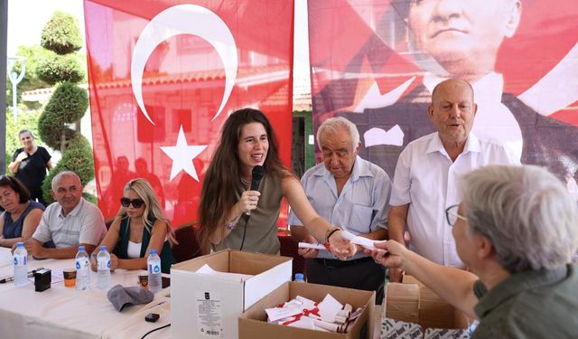 Çeşme’de 32 yıllık tapu sorunu çözüldü