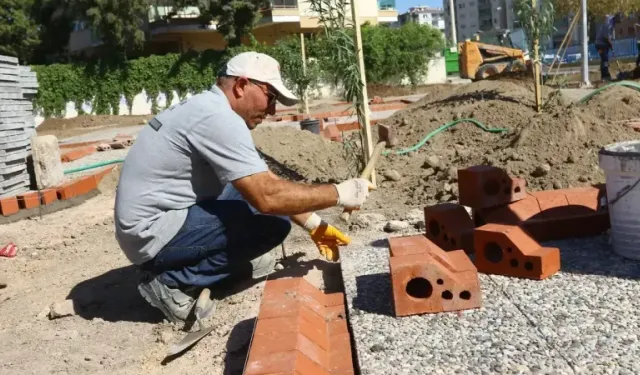 Bayraklı’da çocuklara ve ailelere müjde: Parklar yenileniyor