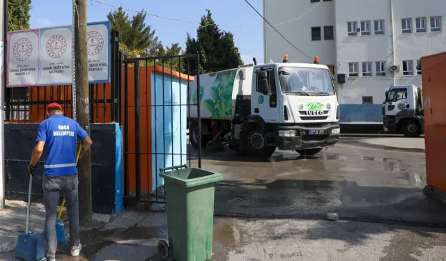 Buca’da çöp krizi sona erdi: Kamyonlar yeniden sahada