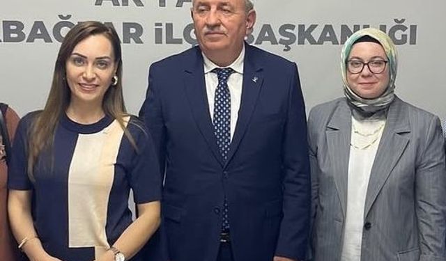 Ege Üniversitesi’nden siyasete dikkat çeken transfer: Doç. Dr. Övgü Gencer AK Parti’de