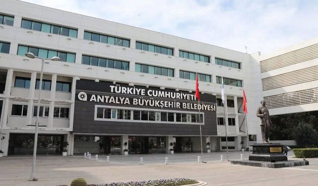 Antalya Büyükşehir Belediyesi'ne yönelik rüşvet soruşturmasında 5 tutuklama
