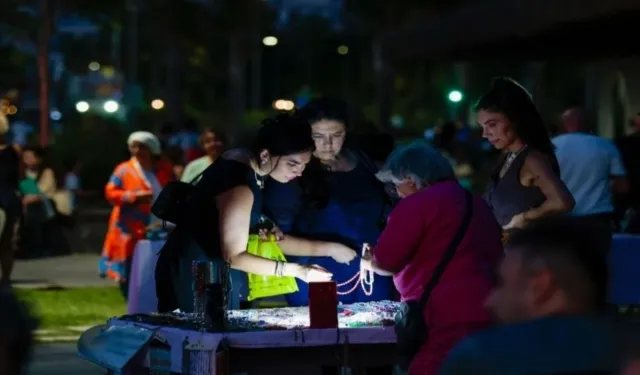 İzmirliler perşembe geceleri Konak’ta buluşacak: Gece Kermesi başlıyor