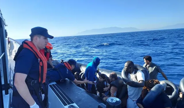 Ege’de can pazarı: İzmir açıklarında 137 düzensiz göçmen kurtarıldı