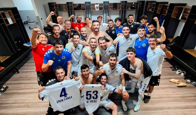 Menemen FK deplasmanda şov yaptı: 9 golle geri döndü