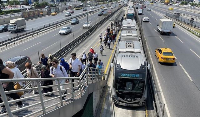 Metrobüs tam bilet ne kadar? Toplu taşıma ücretleri zamlandı, işte son fiyatlar