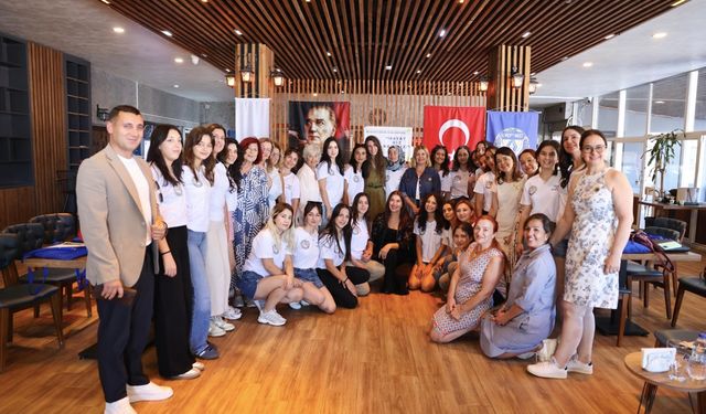 Başkan Lal Denizli’den genç kadınlara cesaret çağrısı
