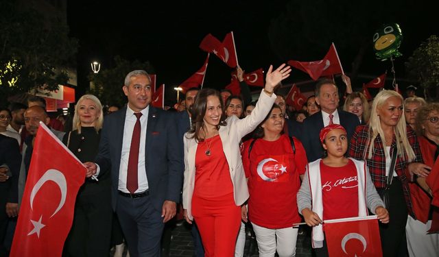 Karşıyaka 29 Ekim’de gelincik tarlasına dönüşecek!