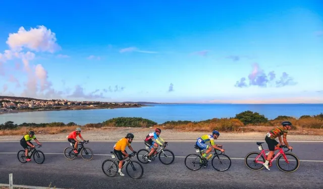 Çeşme’de pedallar çocuklar için dönecek: Veloturk Gran Fondo 9’uncu kez yollarda