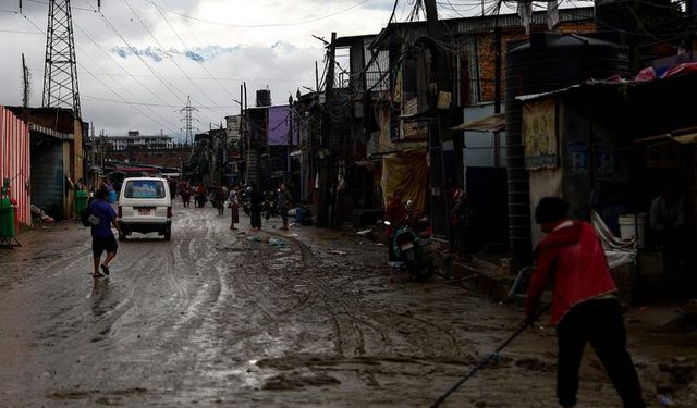 Nepal’de sel ve heyelan felaketi: 47 can kaybı, ulaşım kilitlendi