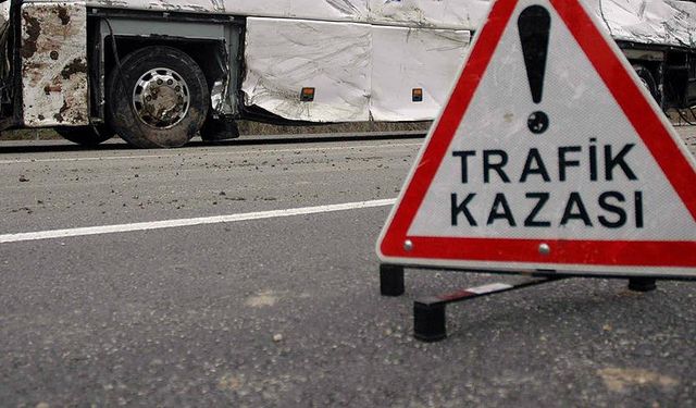 İzmir'de 15 yaşındaki motosiklet sürücüsü hayatını kaybetti