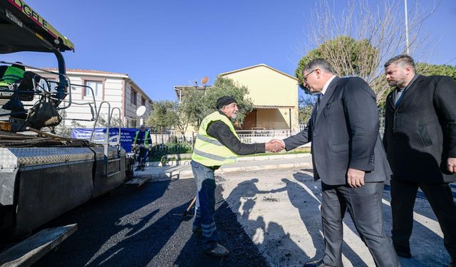 İzmir’in yollarında gece gündüz asfalt seferberliği