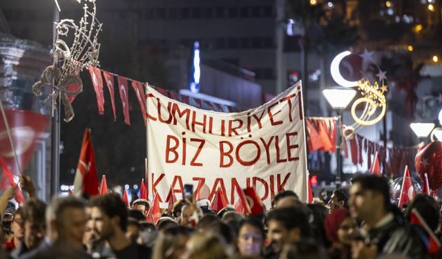 İzmir, Cumhuriyet coşkusuna hazır