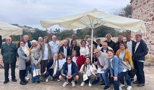 Voleybolun Unutulmazları Derneği’nden anlamlı proje: Çeşme’de ikinci hatıra ormanı