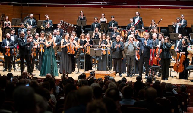 İzmir Oda Orkestrası’ndan Cumhuriyet Bayramı’na özel muhteşem konser