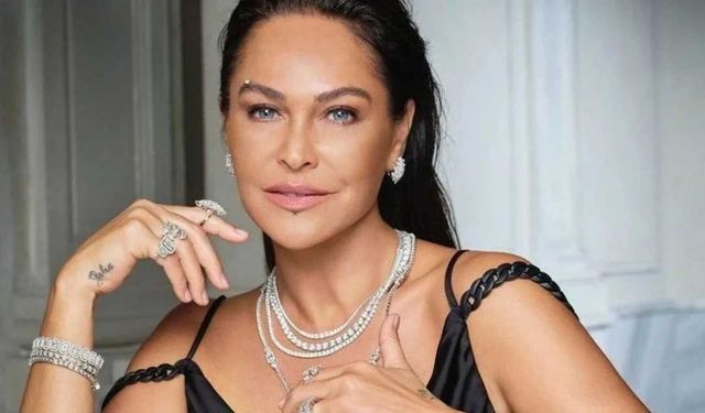 Hülya Avşar geri döndü