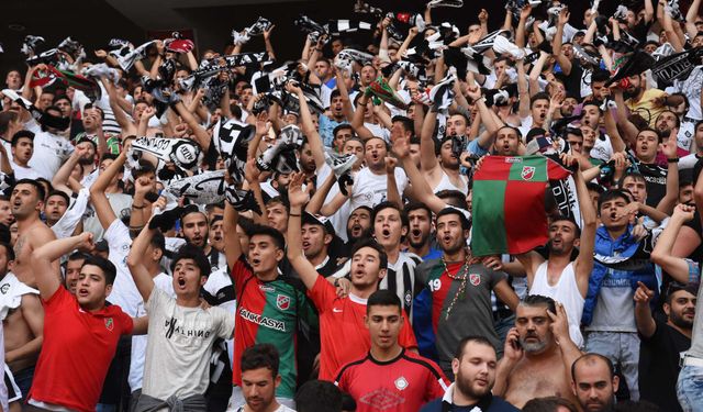 Altay’dan Karşıyaka’ya anlamlı derbi jesti