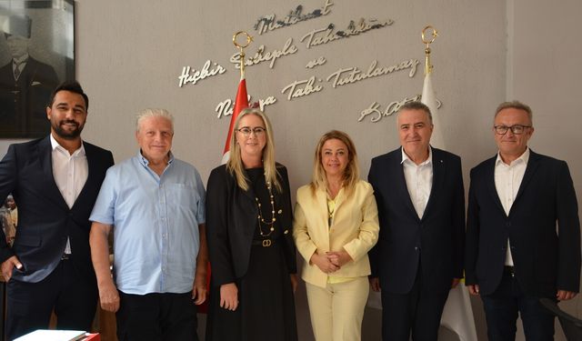 AK Parti İzmir Milletvekili Ceyda Bölünmez Çankırı'dan İGC ve 9 Eylül'e ziyaret
