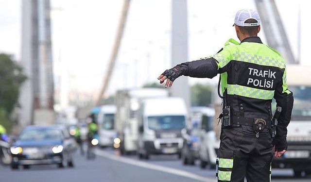 Ali Yerlikaya açıkladı: Trafik cezalarında yeni dönem başlıyor