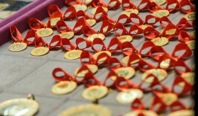 ChatGPT:  Altın haftaya düşüşle başladı