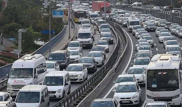 İzmir trafiğinde tehlike çanları: Yaralanmalı kazaların acı bilançosu açıklandı