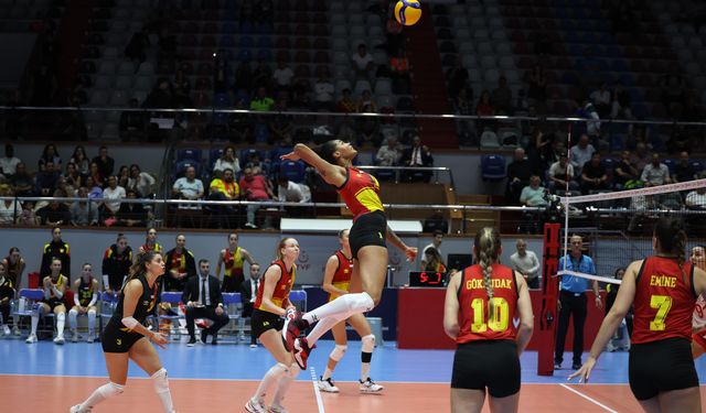 Göztepe voleybolda evinde Aras Spor’a 3-0 mağlup oldu