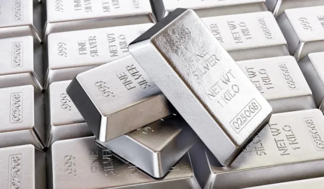 Yatırımcılar panikte: Gümüş fiyatlarında sert düşüş!