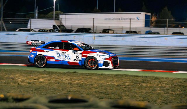 İzmirli yarış takımı İtalya'yı fethetti: Pistlerden 6 kupayla döndüler