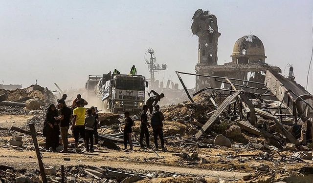 İsrail ABD baskısına boyun eğdi: Gazze’ye yardımlar yeniden başlayacak