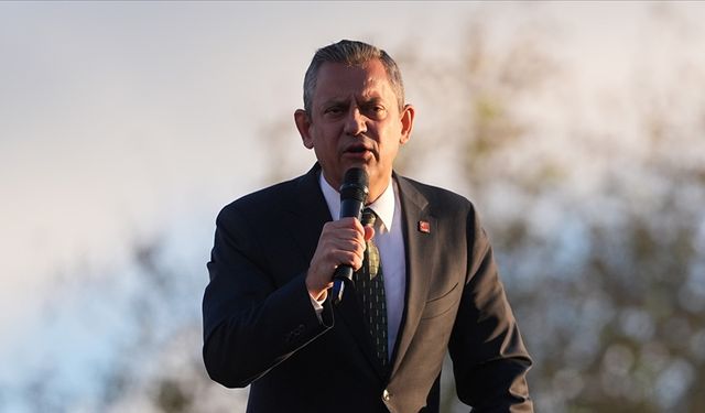 Özgür Özel’den Silivri Cezaevi önünde sert mesajlar