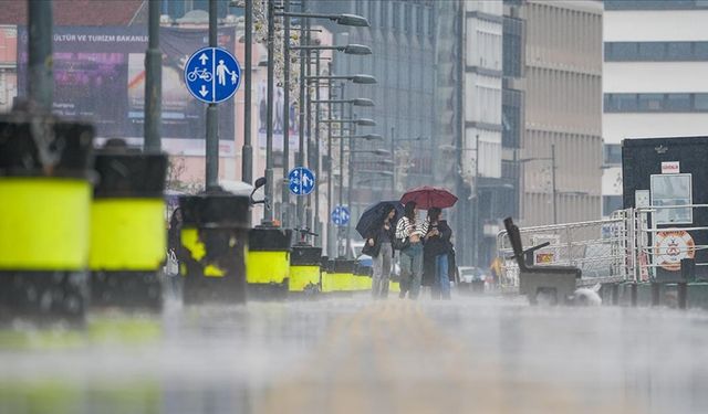 Meteoroloji’den 5 il için kuvvetli sağanak ve fırtına uyarısı: Tarih verildi