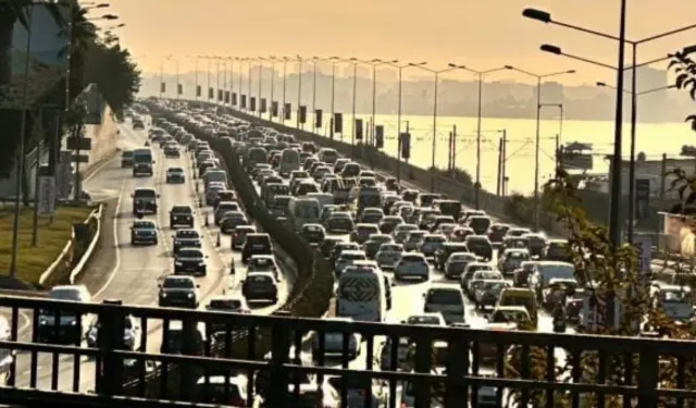 İzmir'de bir haftada 30 bine yakın ceza: Sürücülerin en büyük zaafı hız tutkusu!