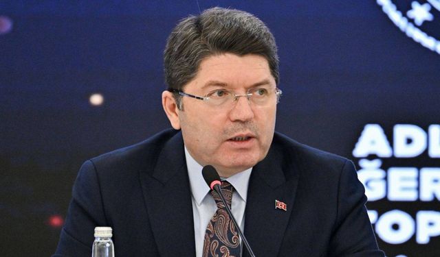 Yılmaz Tunç’tan CHP’nin Meclis açılışına katılmamasına tepki